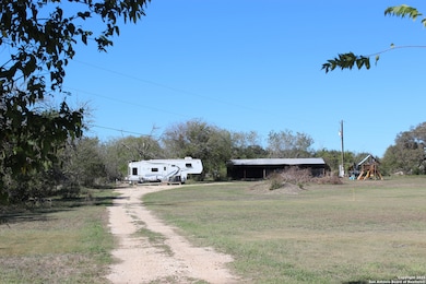 323 Ferryboat Ln, New Braunfels, TX 78130 - photo 5