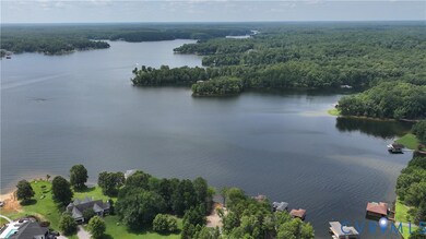 21 Browns Point Ln, Bumpass, VA 23024 - photo 6