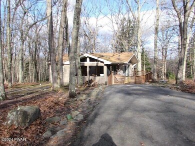 102 Surrey Ln, Lords Valley, PA 18428 - photo 2