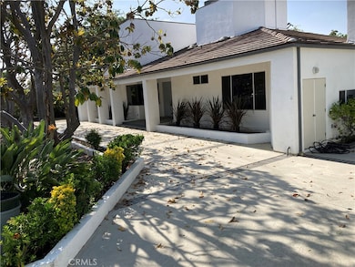 Front Driveway 22927