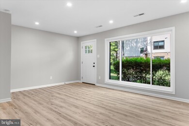 1722 Westwind Way unit 123, McLean, VA 22102 - photo 6