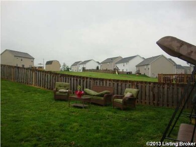 10609 Evanwood Dr, Louisville, KY 40228 - photo 3