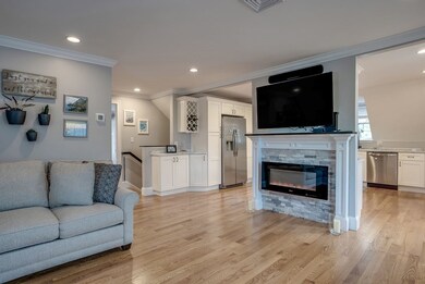 112 Margin St unit 2, Salem, MA 01970 - photo 4