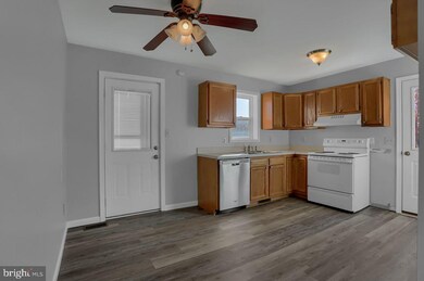 2658 Tattoo Dr, Chambersburg, PA 17202 - photo 7