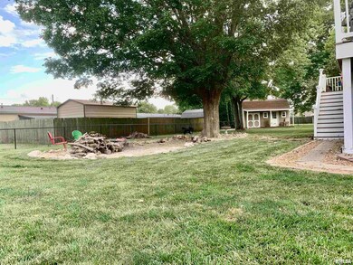 372 E Broadway St, Virginia, IL 62691 - photo 6