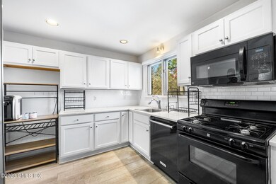 53 Bible St unit 1, Cos Cob, CT 06807 - photo 3