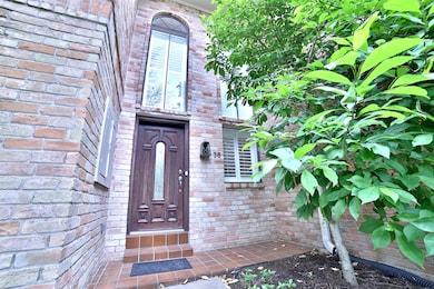 727 Bunker Hill Rd unit 38, Houston, TX 77024 - photo 2