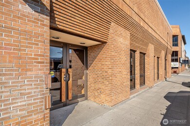 30 S Mission St unit B, Wenatchee, WA 98801 - photo 3