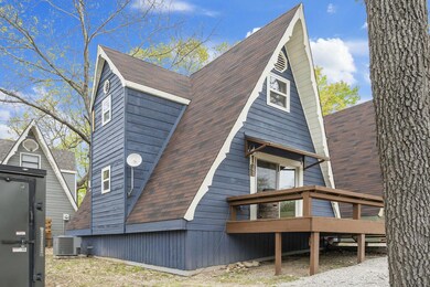 541 Iroquois Lane, Lampe MO