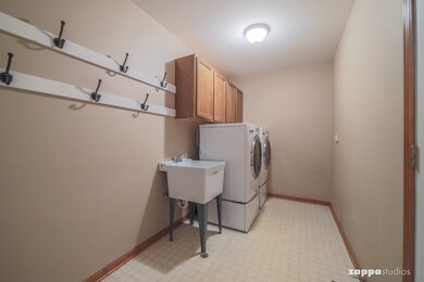 1512 Grommon Rd, Naperville, IL 60564 - photo 5