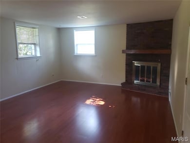 329 Nantucket Dr, Ballwin, MO 63011 - photo 6