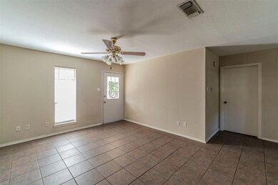 813 W Smith St, Cleburne, TX 76033 - photo 6