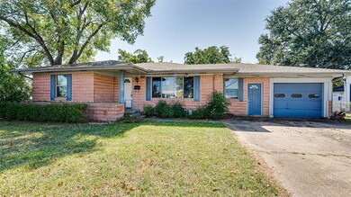 1019 E Milam St, Ennis, TX 75119 - photo 2