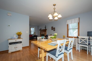 123 Dogwood Rd, Leominster, MA 01453 - photo 4