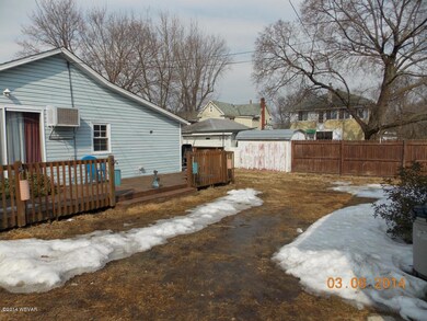 712 Rear Oak St, Bloomsburg, PA 17815 - photo 2