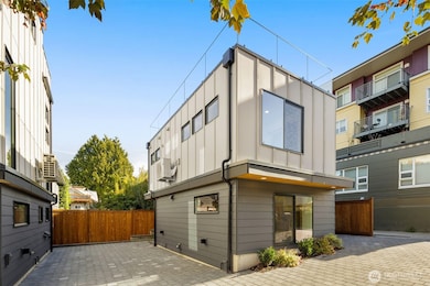 317 NW 86th St, Seattle, WA 98117 - photo 2