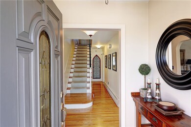 287 Cole Ave, Providence, RI 02906 - photo 3