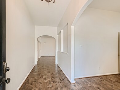 6301 Summit Dr, Pearland, TX 77584 - photo 4