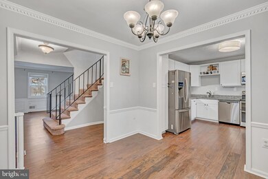 9223 Burke Rd, Burke, VA 22015 - photo 7