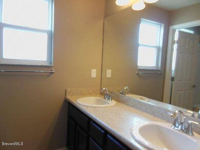 Guest bath 2