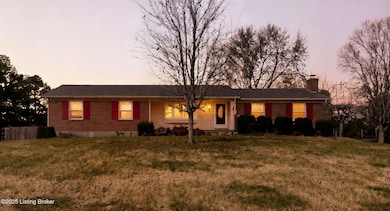 254 Oakridge Ct, Mount Washington, KY 40047 - photo 2