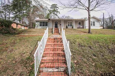 708 708 Watkins, Tyler, TX 75701 - photo 2