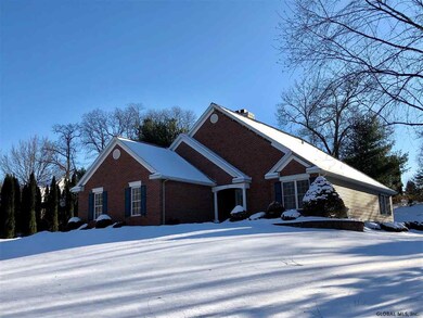 27 Greyledge Dr, Albany, NY 12211 - photo 2