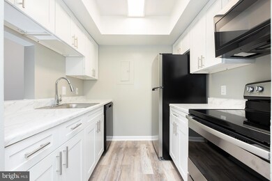 18328 Streamside Dr unit 202, Gaithersburg, MD 20879 - photo 5