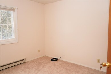 T7 Grandview Dr unit T7, South Burlington, VT 05403 - photo 7