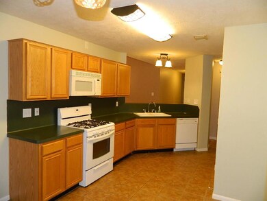 19019 Forest Ridge Dr, Magnolia, TX 77355 - photo 5