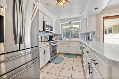 1108 6th St, Havre, MT 59501 - photo 6