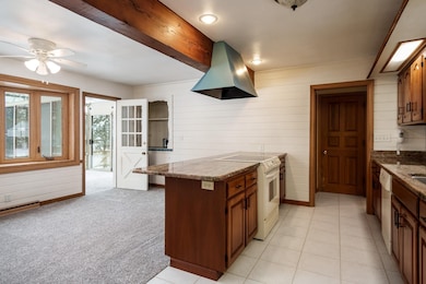 4877 Stage Coach Trail, Rockford, IL 61101 - photo 4