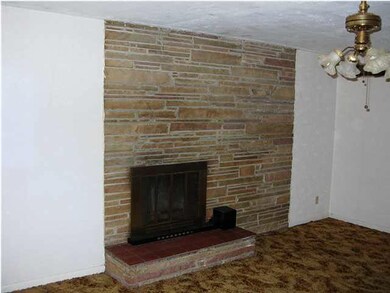 2nd Fireplace in Living Room