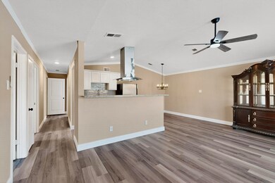 2007 Red Cloud Dr, Dallas, TX 75217 - photo 7