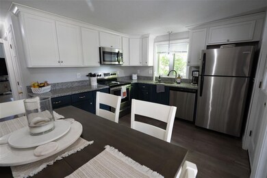 8 Earley St unit B, Nashua, NH 03060 - photo 4