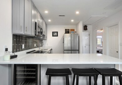 122 Tall Oaks Dr unit X, South Weymouth, MA 02190 - photo 4