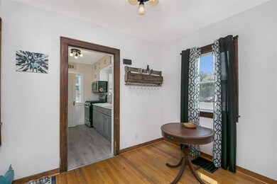 2202 W Locust St, Davenport, IA 52804 - photo 7