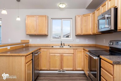 17.   Kitchen_6159