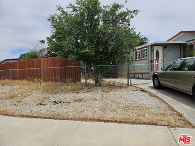 13879 Trinidad Dr, Victorville, CA 92395 - photo 2