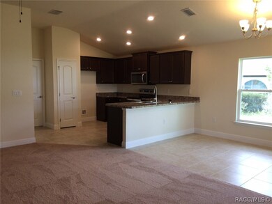 KITCHEN/DINING/FAMILY