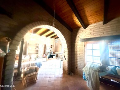 12724 Alameda Ave, Clint, TX 79836 - photo 7