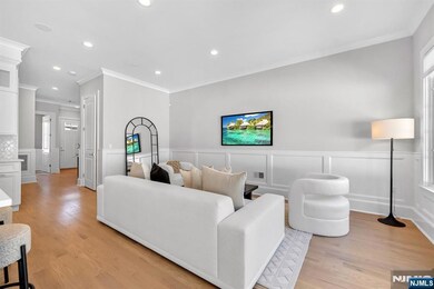 13 Gabriel Ct, Paramus, NJ 07652 - photo 6