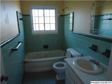 Full Bathroom
