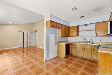 1005 Earle St, San Marcos, TX 78666 - photo 6