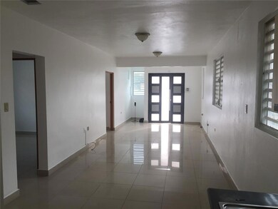 5 Urb Reparto Davila, Bayamon, PR 00959 - photo 3