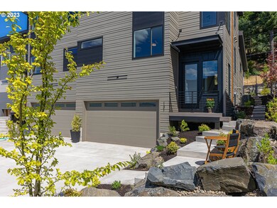 131 Shelton McMurphey Blvd, Eugene, OR 97401 - photo 2