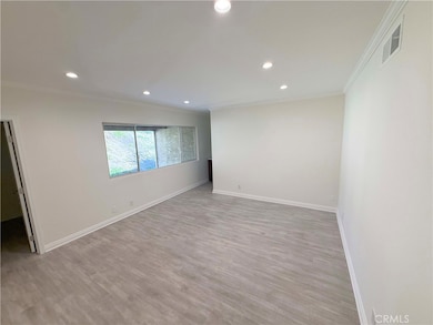 9689 Via Torino, Burbank, CA 91504 - photo 7