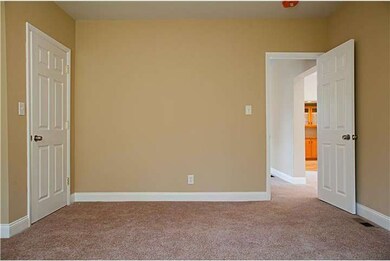 105 Sewell Rd, Sewell, NJ 08080 - photo 6