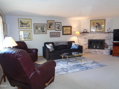 1150 SW 17th St, Lincoln City, OR 97367 - photo 2