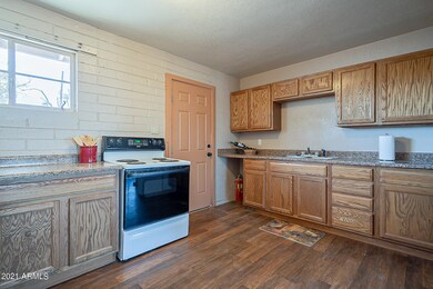 Butte Cir-12